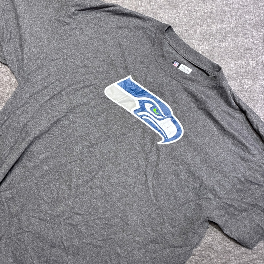 NFL Team Apparel T-Shirt Mens XL Gray Seattle Seahawks Graphic Short Sleeve